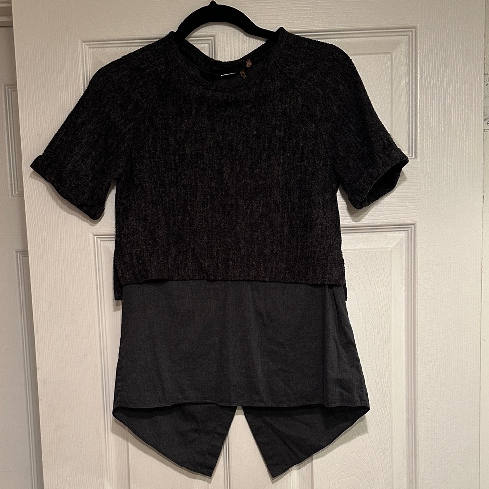 ELIE TAHARI Black Layered Short Sleeve Top